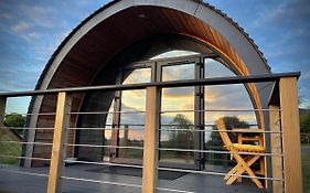 Hood Lane Farm - The Pod - Luxury Glamping Holiday Lodge